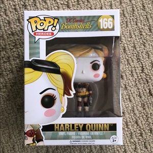Funko Pop Harley Quinn #166
